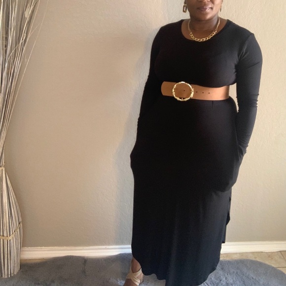 Black Maxi dress with pockets - Picture 1 of 3